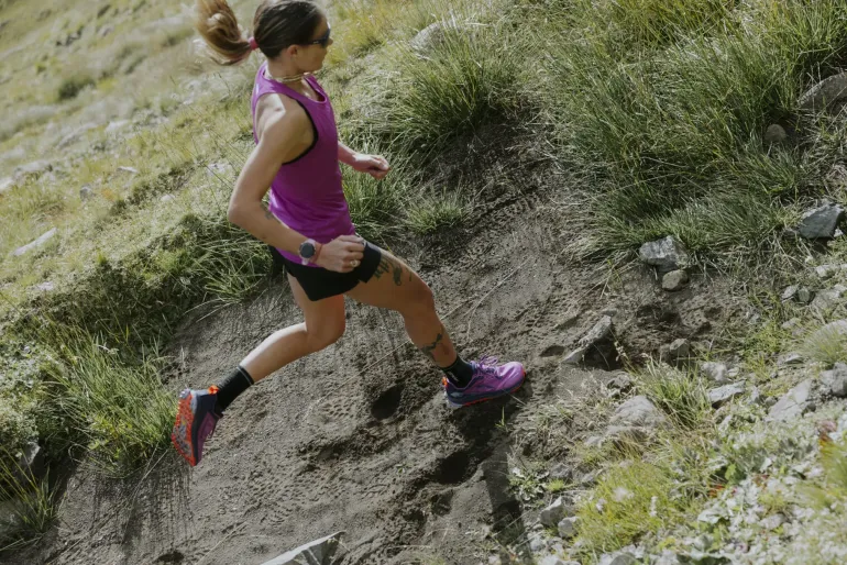 Altra Womens Lone Peak 9+ Trail Shoes - Black