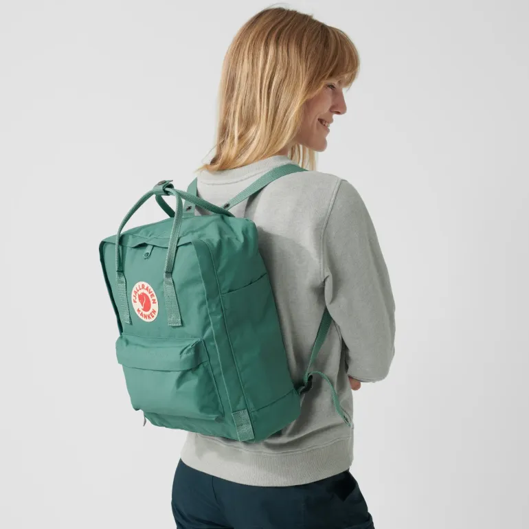 Fjallraven Kanken Backpack - Blackberry
