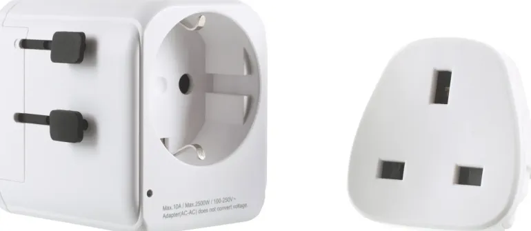 Lifeventure USB World Travel Adaptor