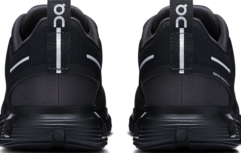 ON Womens Cloud 6 Waterproof Shoes - Black-Black