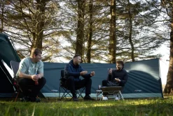 Vango Sentinel Family Windbreak - Deep Blue